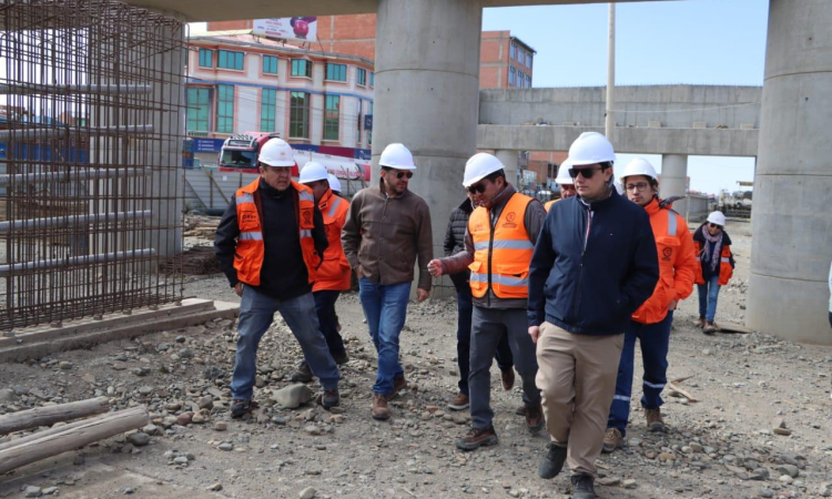 Gobierno inyecta Bs 75 millones para reactivar la ampliación a ocho carriles de la carretera La Paz – Oruro