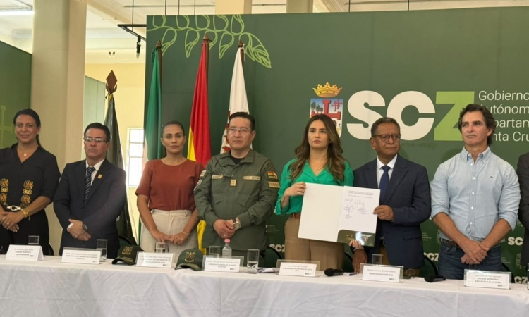 En Santa Cruz sellan alianza por la paz y seguridad contra el crimen organizado y el narcoterrorismo